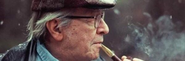 SOBRE OLAVO DE CARVALHO